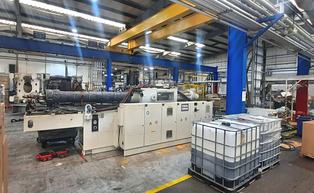 Proiect de relocare internațională echipament de injecție KraussMaffei