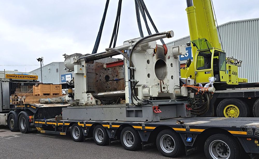 Proiect de relocare internațională echipament de injecție KraussMaffei