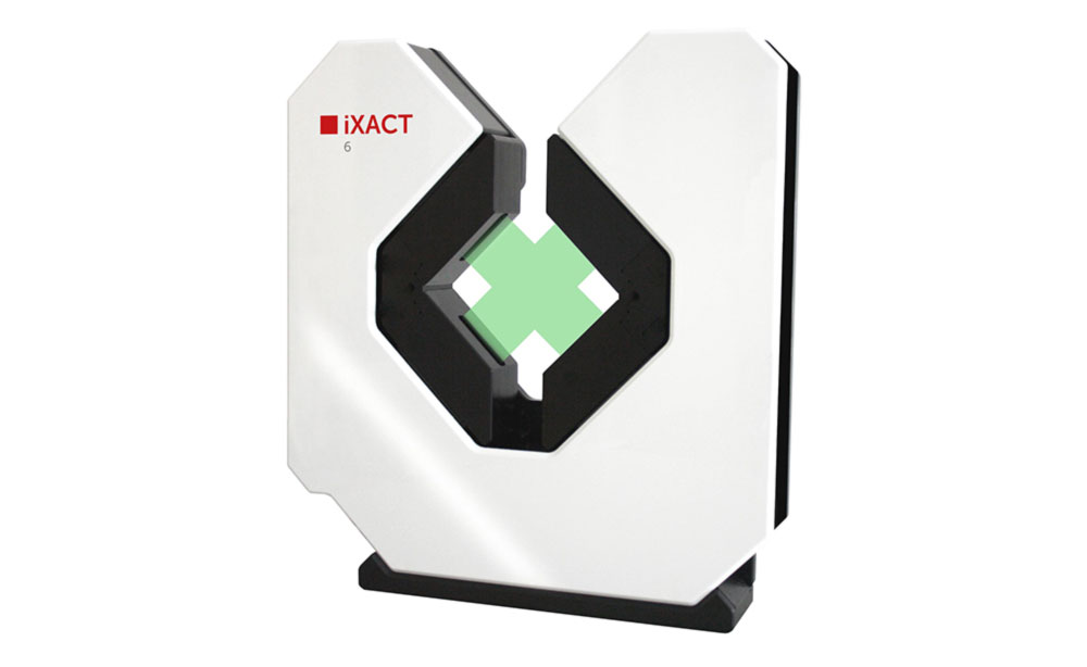 Dispozitiv optic de măsurare iXACT