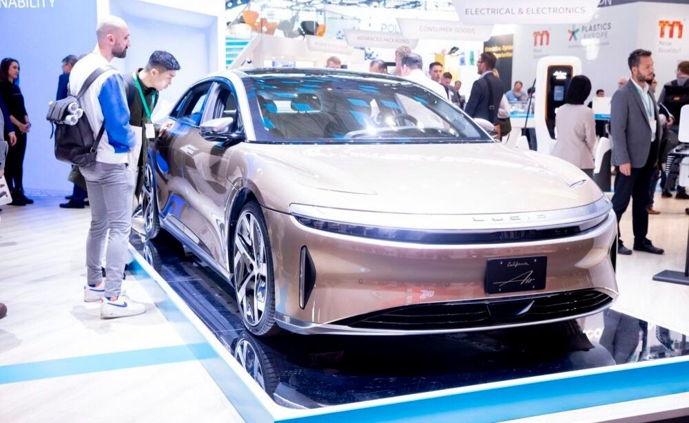 Materiale plastice în industria auto: Soluții complete pentru mobilitatea de mâine